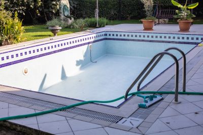 Best Pool Safety Contractors in Topeka, KS